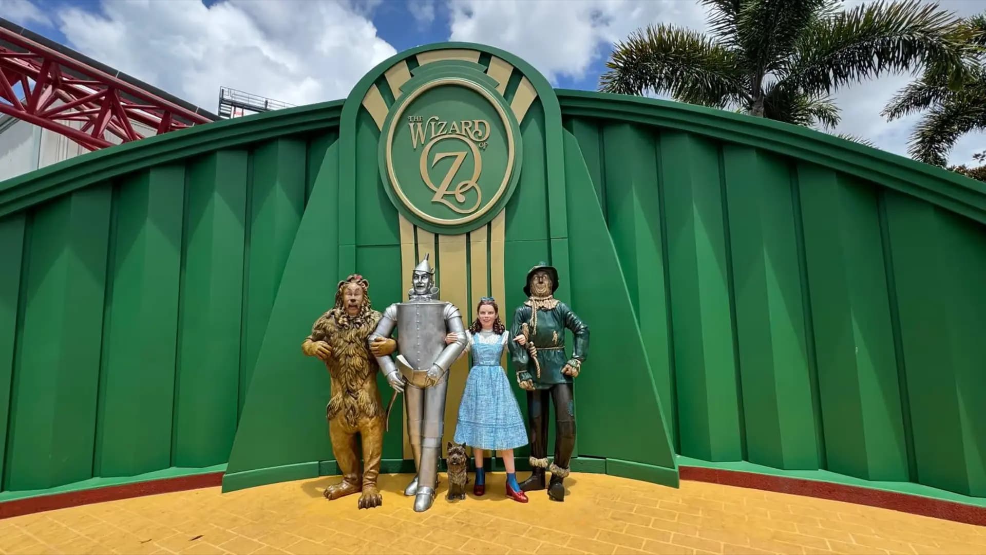Wizard of Oz Theme Park Experience